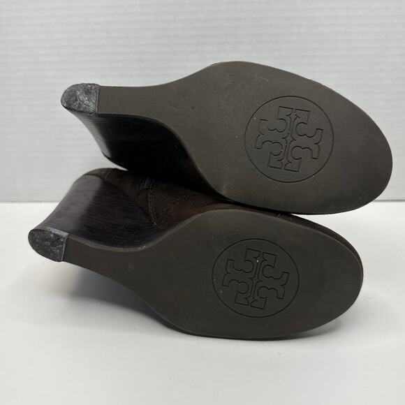 Tory Burch - Brown Suede "Aaden" Wedge Ankle Booties W/ Logo size 5.5 - Picture 10 of 11